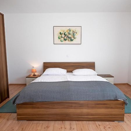 Apartmani Suzana Кленовица Экстерьер фото